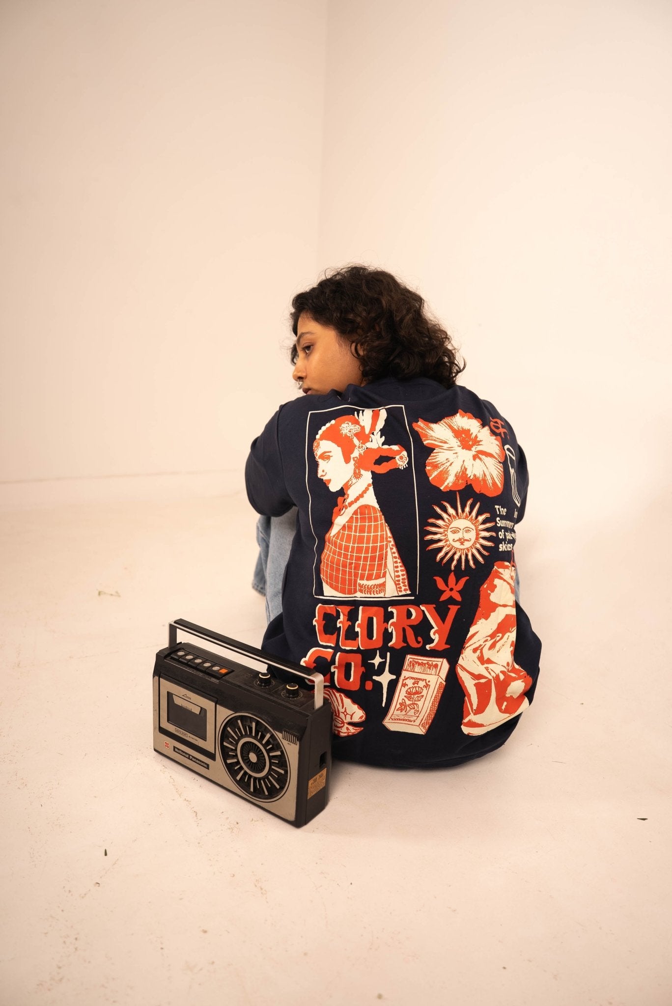The golden summers of India - navy blue oversized graphic t shirt - CLORYco.Oversize T-Shirts