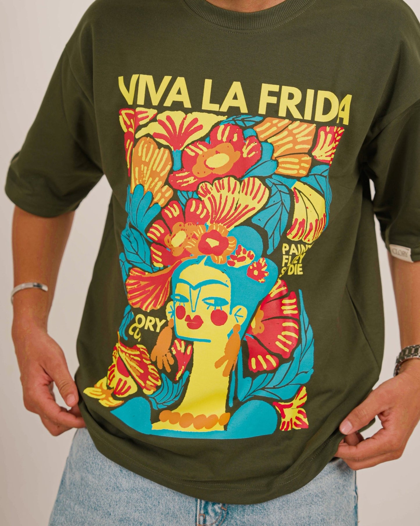 Kahlo’s Foliage - Olive Green Oversized Graphic T Shirt - CLORYco.Oversize T-Shirts