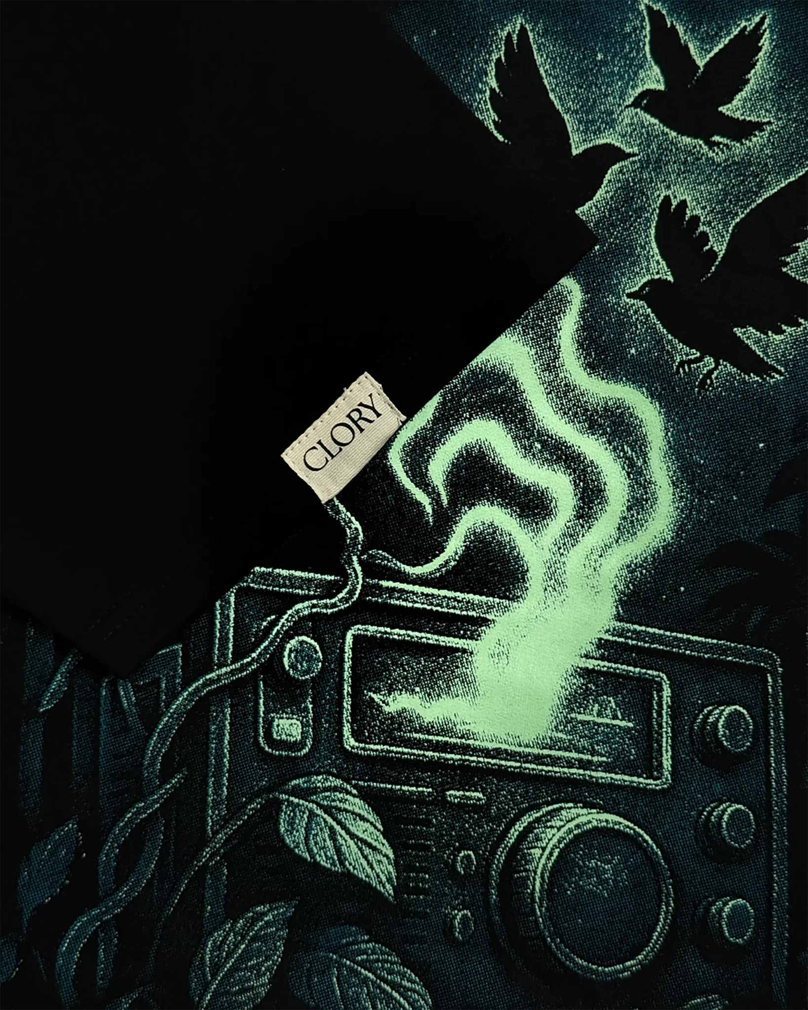 Midnight Jungle Radio - Black Oversized T-shirt - CLORYco.Oversize T-Shirts