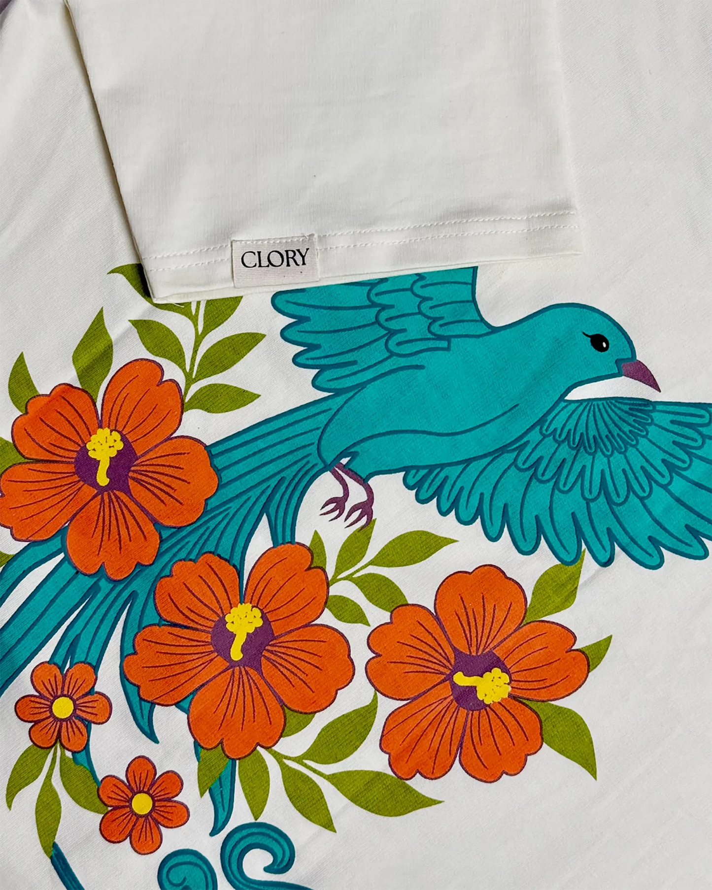 Wings of Bloom - off White Oversized T-shirt - CLORYco.Oversize T-Shirts